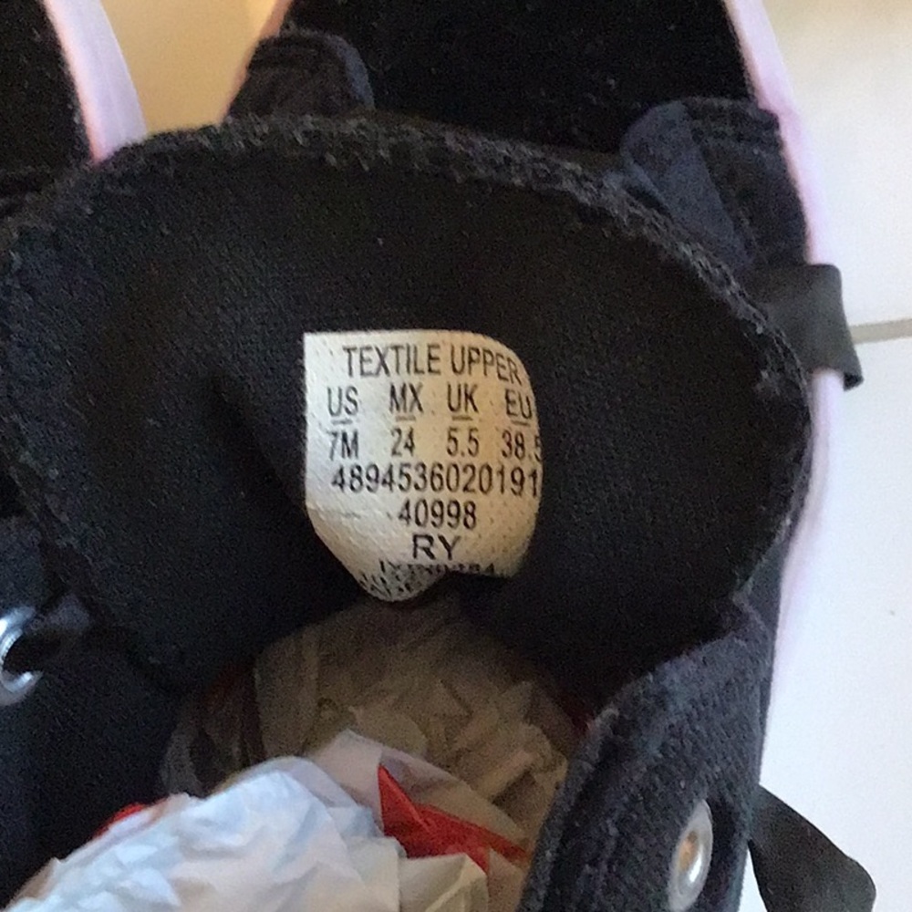 ‘Joe Boxer’ Teen Ry Black Velour Hi-Top Sneakers - Picture 6 of 7